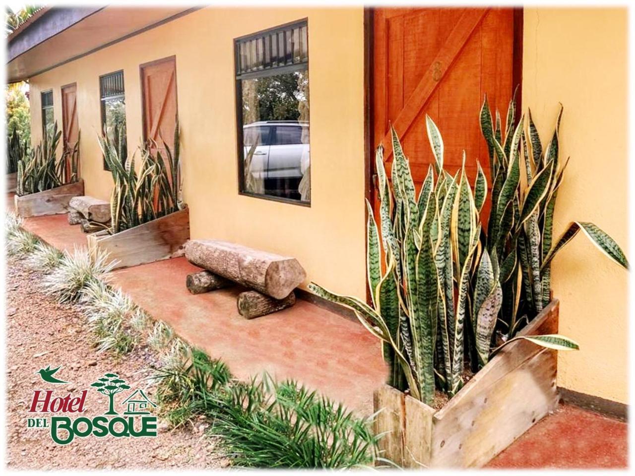 Hotel Del Bosque Río Cuarto Exterior foto